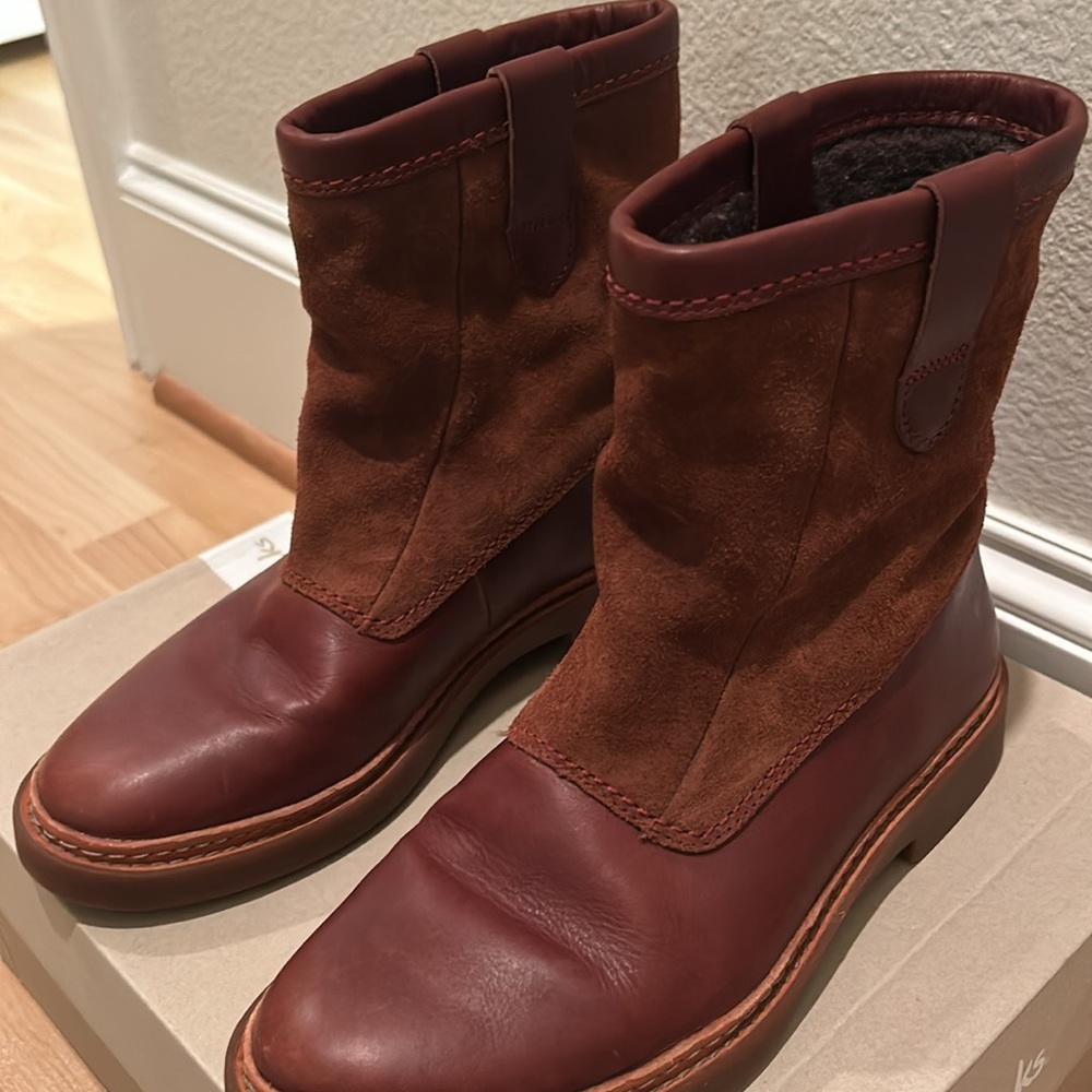 Clarks two toned boots